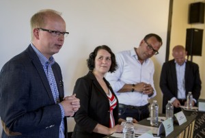 Dansk flyktingpolitik i fokus under första partiledartalet på Folkemødet